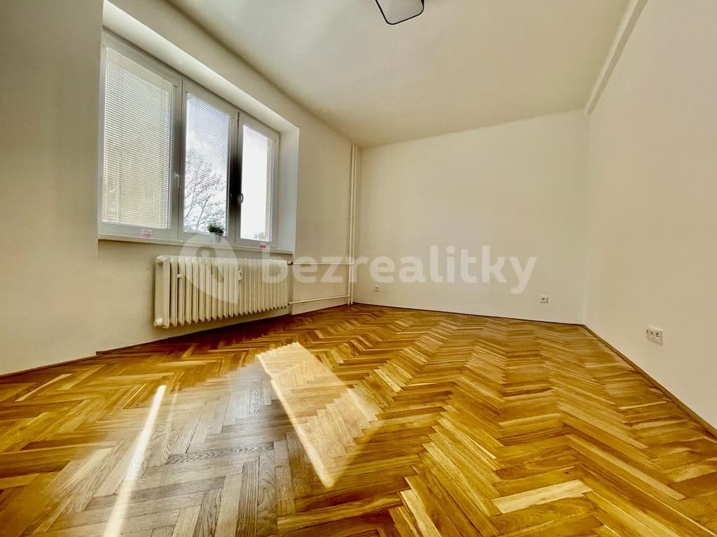 Prenájom bytu 3-izbový 79 m², W. A. Mozarta, Most, Ústecký kraj Prenájom bytu 3-izbový 79 m², W. A. Mozarta, Most, Ústecký kraj