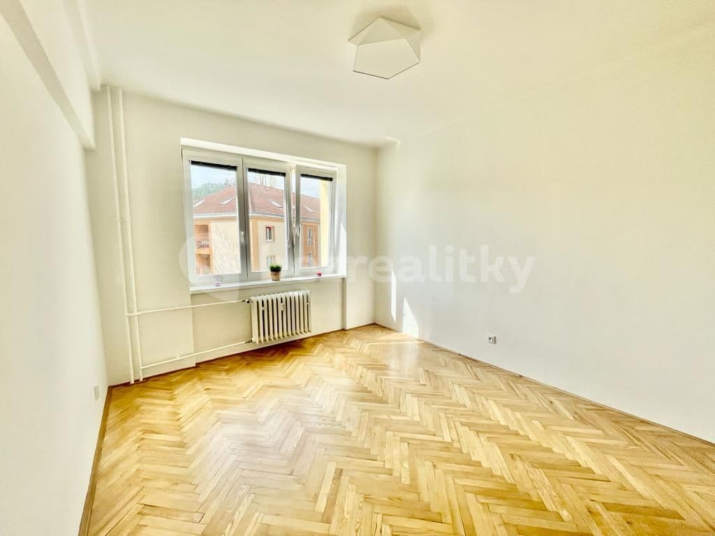 Prenájom bytu 3-izbový 79 m², W. A. Mozarta, Most, Ústecký kraj Prenájom bytu 3-izbový 79 m², W. A. Mozarta, Most, Ústecký kraj