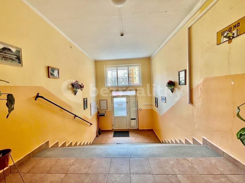 Prenájom bytu 3-izbový 79 m², W. A. Mozarta, Most, Ústecký kraj Prenájom bytu 3-izbový 79 m², W. A. Mozarta, Most, Ústecký kraj