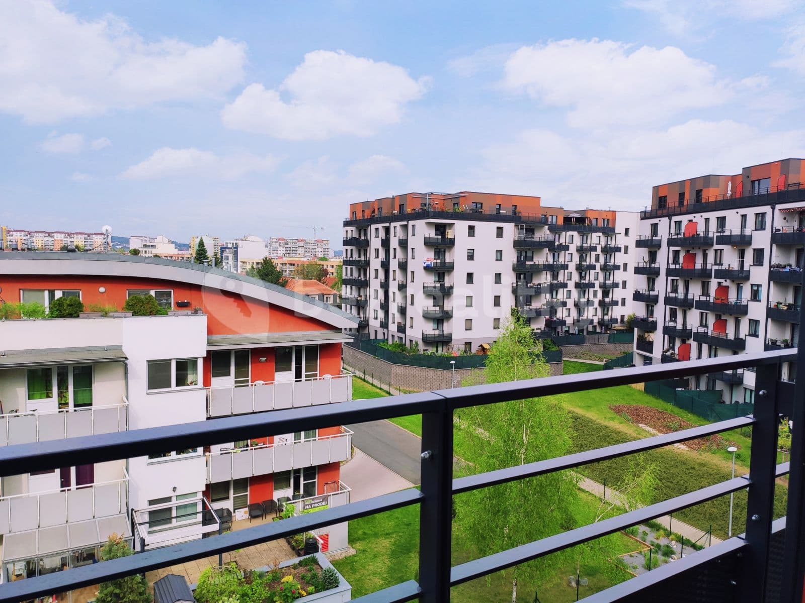 Prenájom bytu 1-izbový 43 m², Škrábkových, Praha, Praha Prenájom bytu 1-izbový 43 m², Škrábkových, Praha, Praha