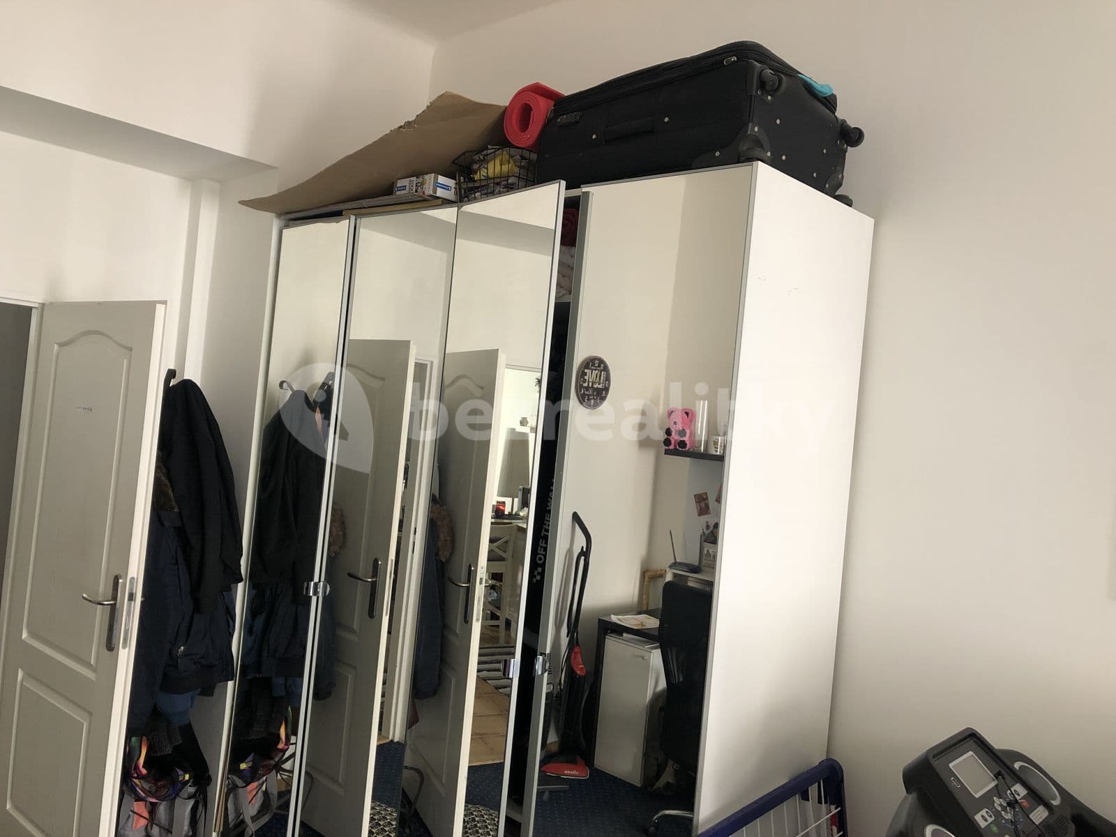 Prenájom bytu 2-izbový 42 m², Grafická, Praha, Praha Prenájom bytu 2-izbový 42 m², Grafická, Praha, Praha