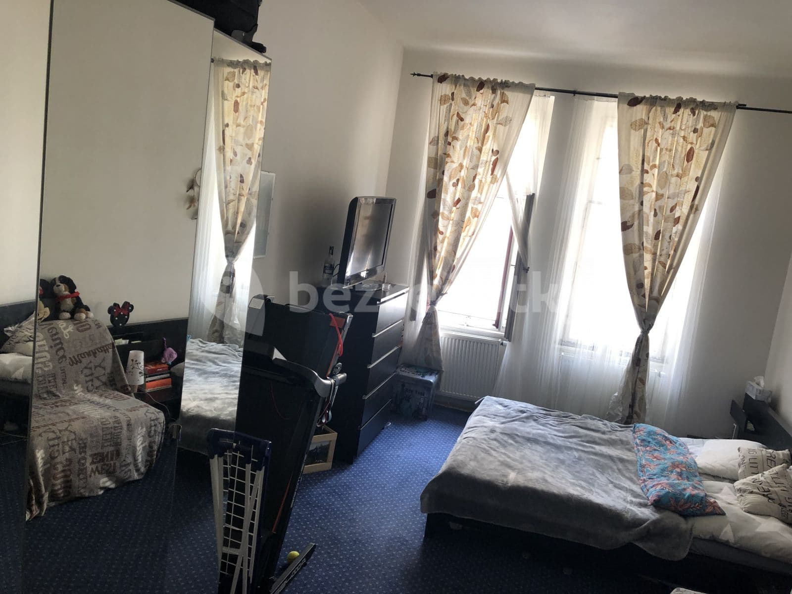 Prenájom bytu 2-izbový 42 m², Grafická, Praha, Praha Prenájom bytu 2-izbový 42 m², Grafická, Praha, Praha