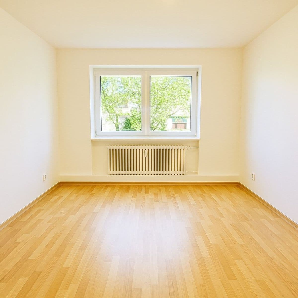 Prenájom bytu 3-izbový 77 m², Československé armády, Frýdek-Místek, Moravskoslezský kraj Prenájom bytu 3-izbový 77 m², Československé armády, Frýdek-Místek, Moravskoslezský kraj