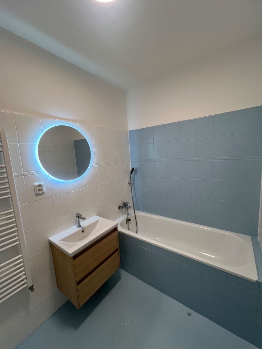 Prenájom bytu 2-izbový 40 m², Dalimilova, Praha, Praha Prenájom bytu 2-izbový 40 m², Dalimilova, Praha, Praha