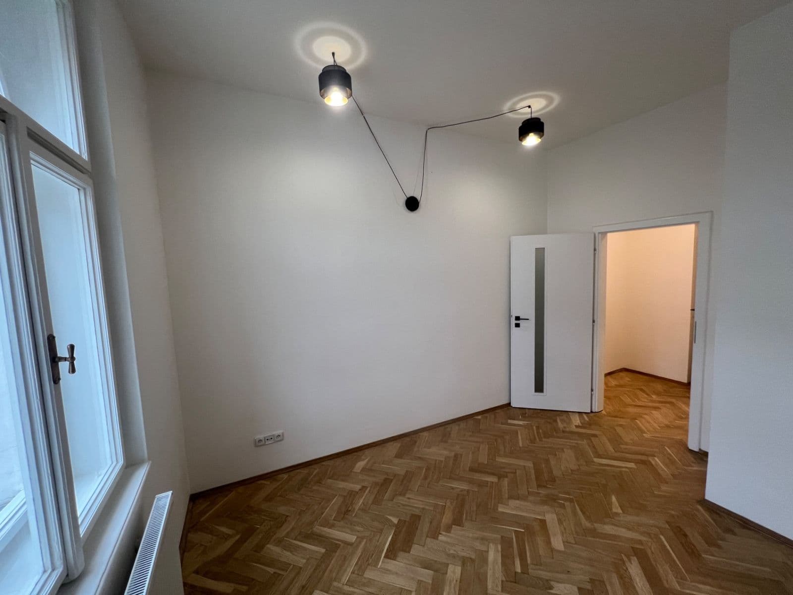 Prenájom bytu 2-izbový 40 m², Dalimilova, Praha, Praha Prenájom bytu 2-izbový 40 m², Dalimilova, Praha, Praha