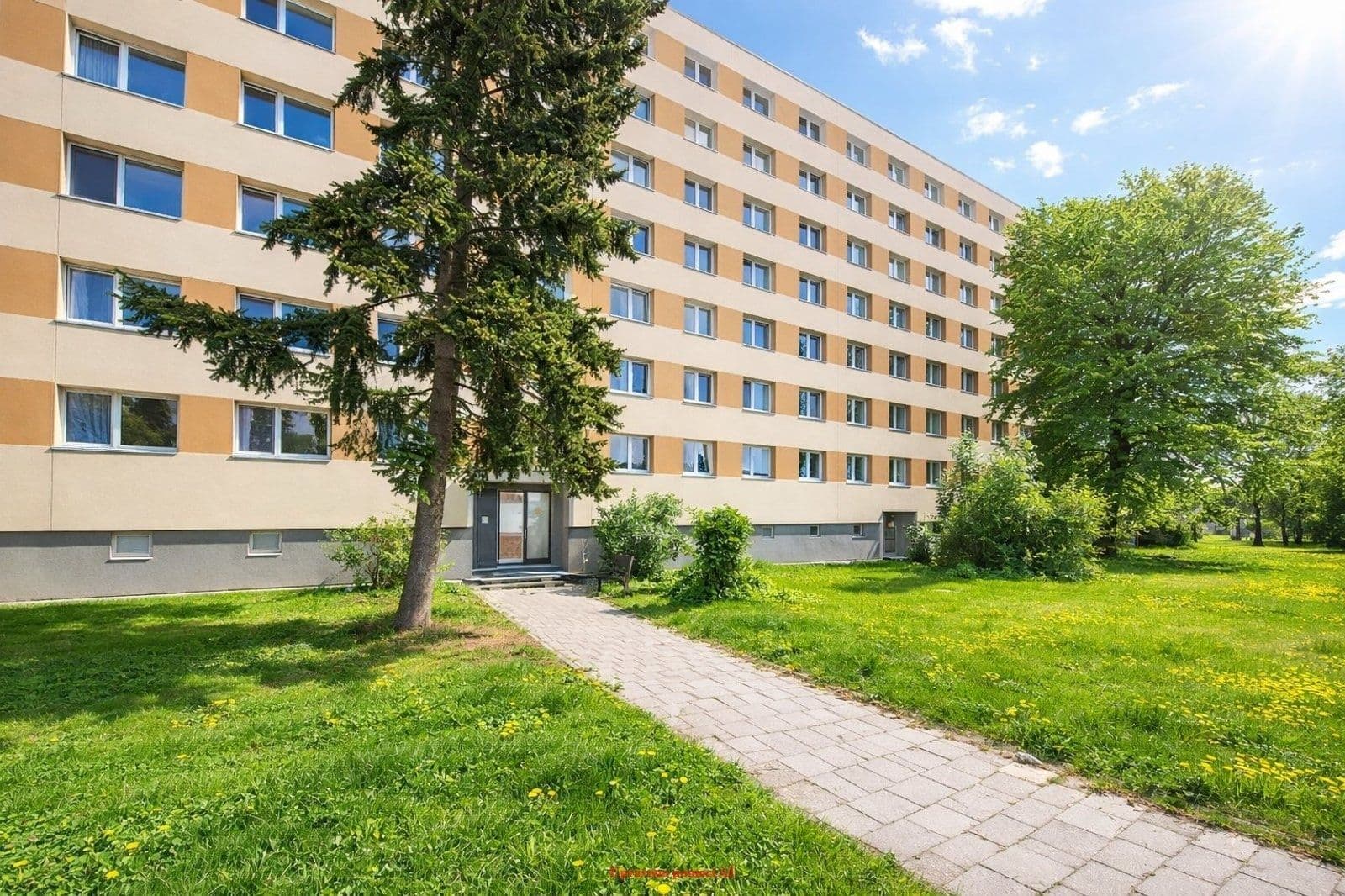 Prenájom bytu 1-izbový 30 m², Slovenská, Karviná, Moravskoslezský kraj Prenájom bytu 1-izbový 30 m², Slovenská, Karviná, Moravskoslezský kraj