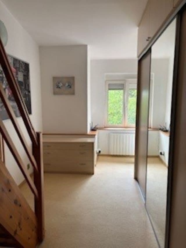 Prenájom bytu 3-izbový 60 m², Ke Džbánu, Praha, Praha Prenájom bytu 3-izbový 60 m², Ke Džbánu, Praha, Praha