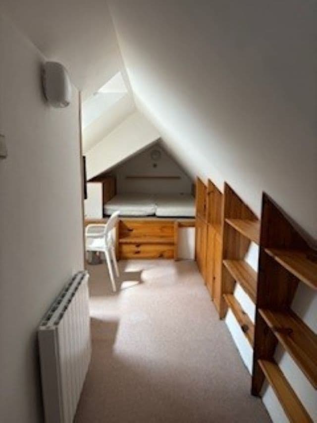 Prenájom bytu 3-izbový 60 m², Ke Džbánu, Praha, Praha Prenájom bytu 3-izbový 60 m², Ke Džbánu, Praha, Praha