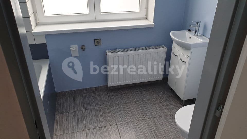 Prenájom bytu 1-izbový 40 m², Mostek, Královéhradecký kraj Prenájom bytu 1-izbový 40 m², Mostek, Královéhradecký kraj