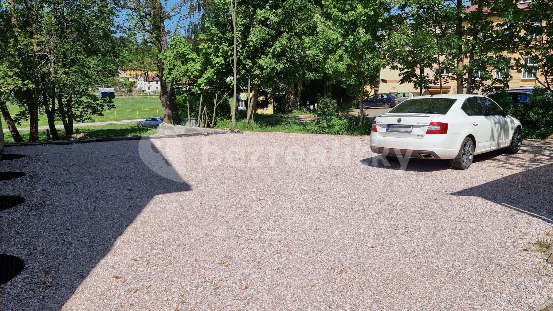 Prenájom bytu 1-izbový 40 m², Mostek, Královéhradecký kraj Prenájom bytu 1-izbový 40 m², Mostek, Královéhradecký kraj