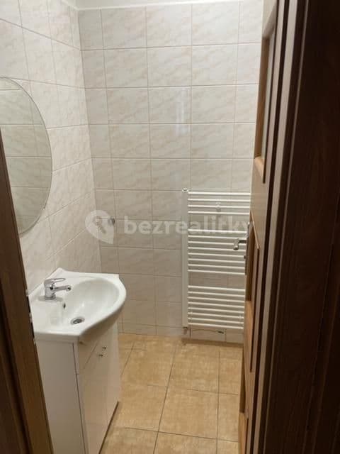 Prenájom bytu 3-izbový 98 m², Pavlovická, Olomouc, Olomoucký kraj Prenájom bytu 3-izbový 98 m², Pavlovická, Olomouc, Olomoucký kraj