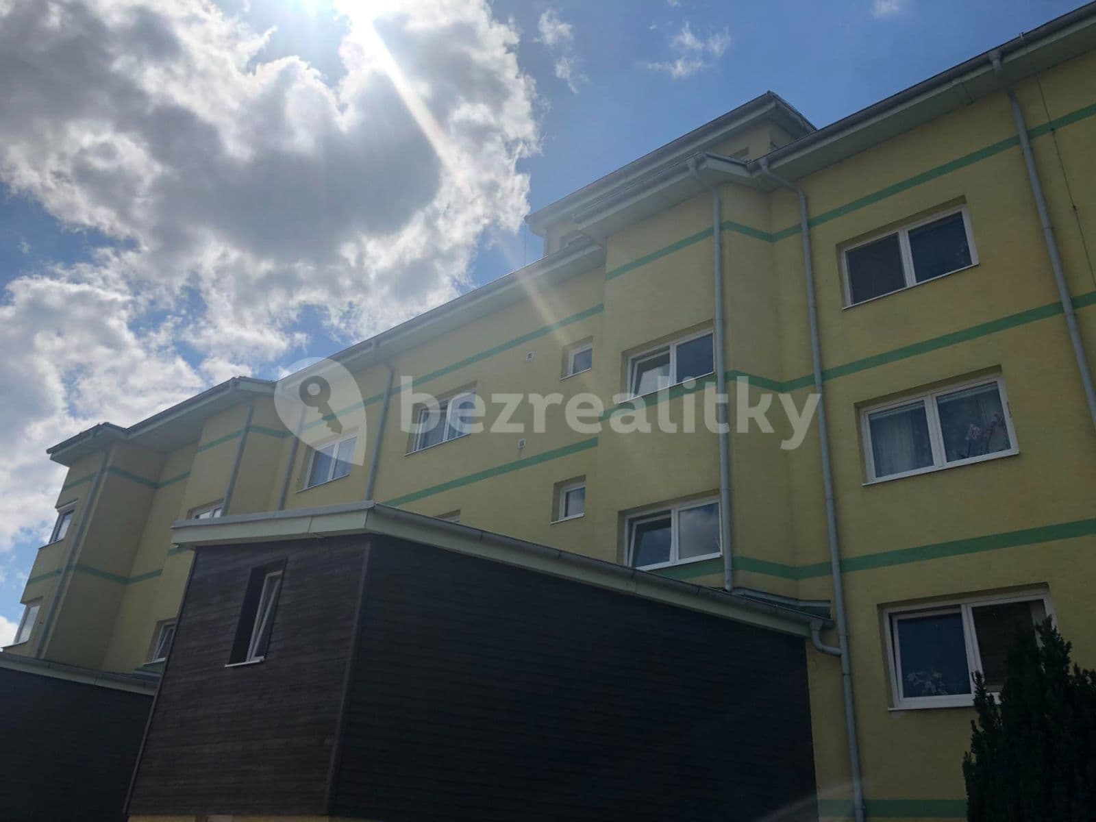 Prenájom bytu 1-izbový 40 m², K Tabulkám, Kostelec nad Orlicí, Královéhradecký kraj Prenájom bytu 1-izbový 40 m², K Tabulkám, Kostelec nad Orlicí, Královéhradecký kraj