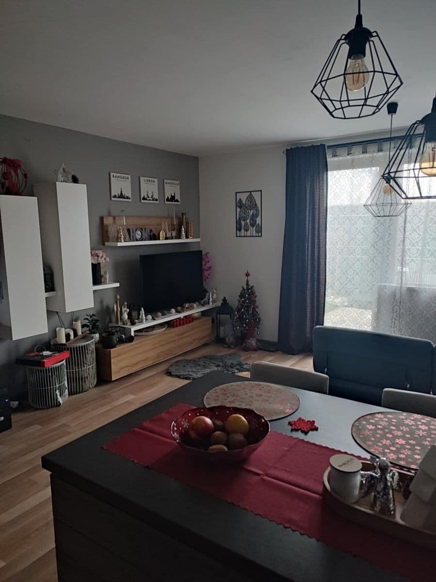 Predaj bytu 2-izbový 53 m², Chýně, Středočeský kraj Predaj bytu 2-izbový 53 m², Chýně, Středočeský kraj