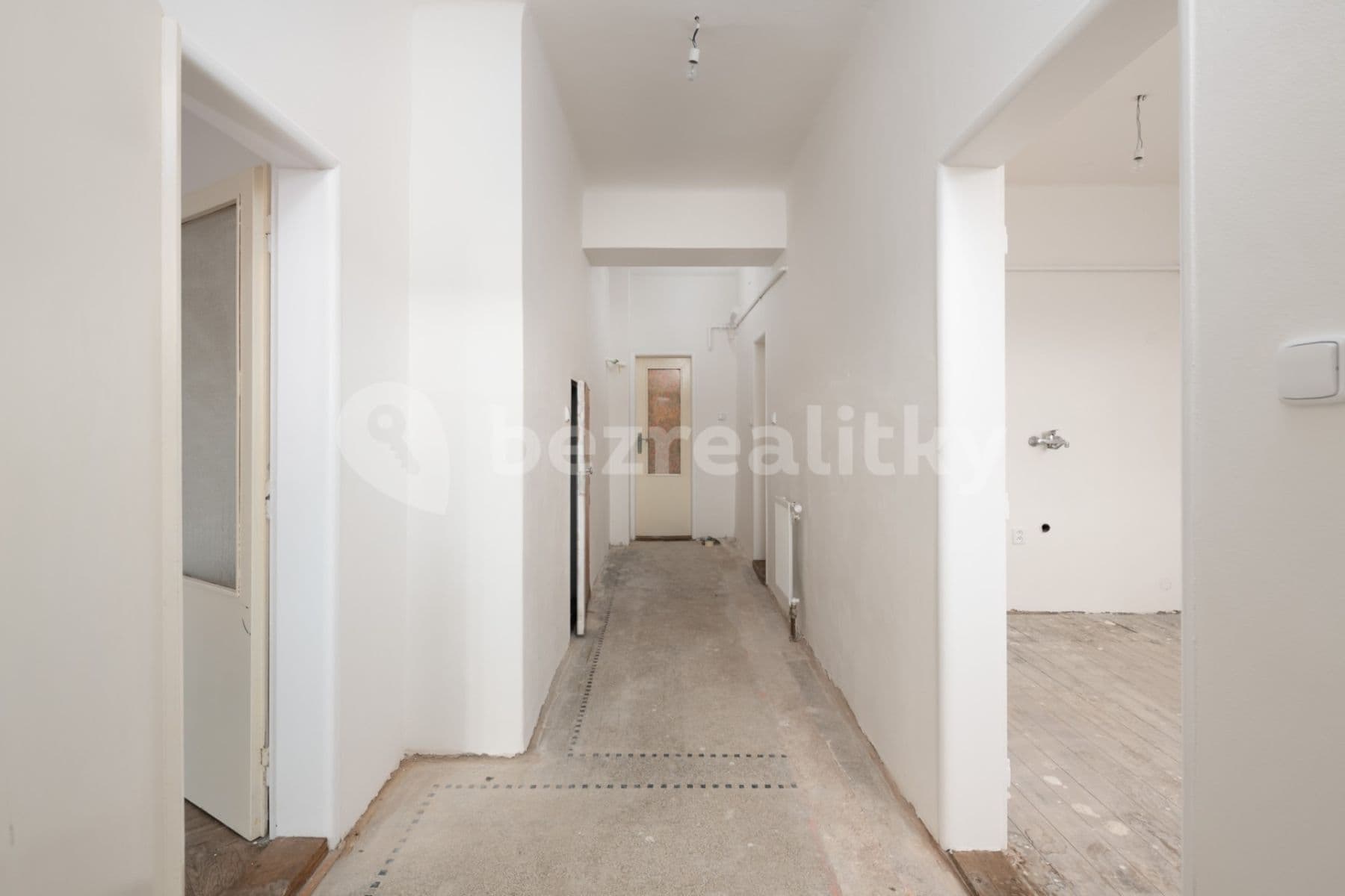 Predaj bytu 2-izbový 91 m², U Pekáren, Praha, Praha Predaj bytu 2-izbový 91 m², U Pekáren, Praha, Praha