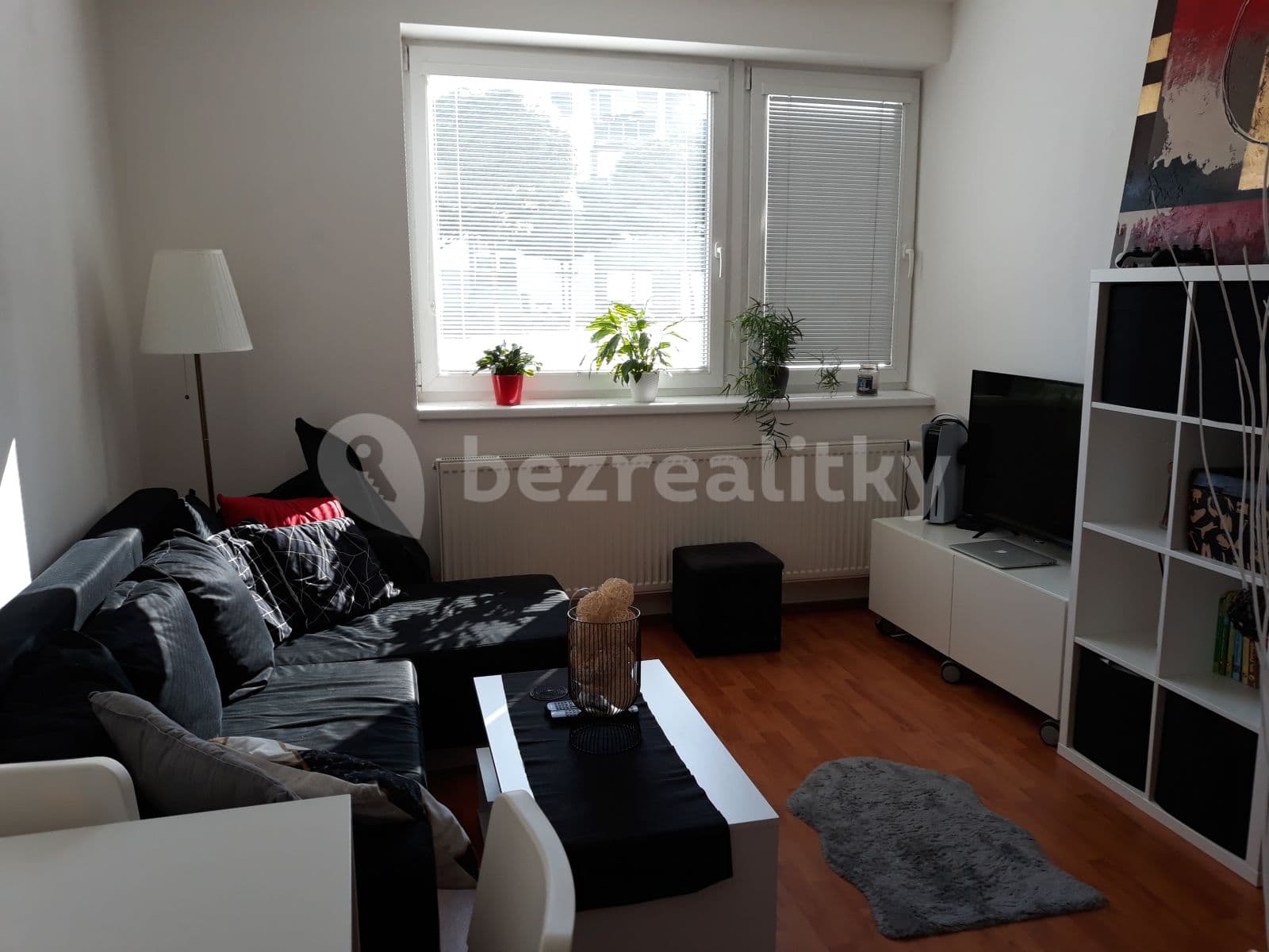 Prenájom bytu 2-izbový 35 m², Šedova, Praha, Praha Prenájom bytu 2-izbový 35 m², Šedova, Praha, Praha