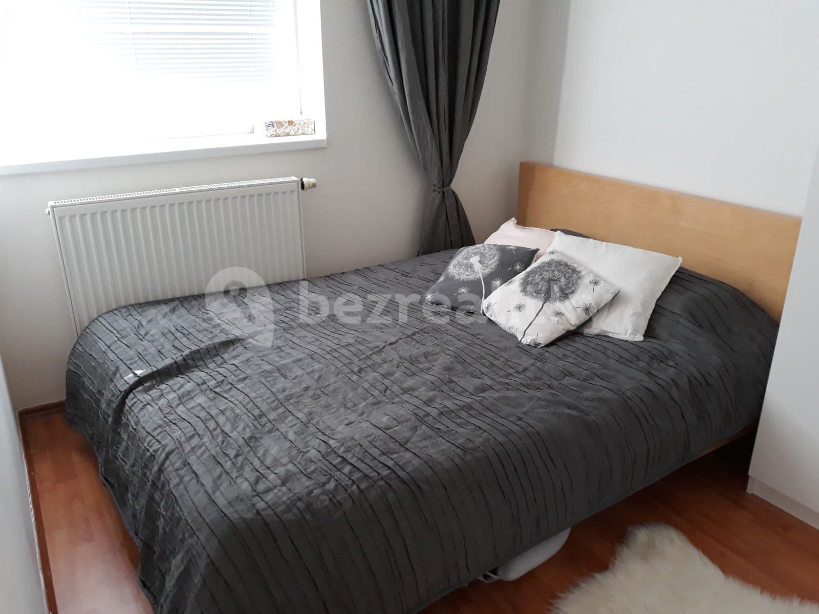 Prenájom bytu 2-izbový 35 m², Šedova, Praha, Praha Prenájom bytu 2-izbový 35 m², Šedova, Praha, Praha