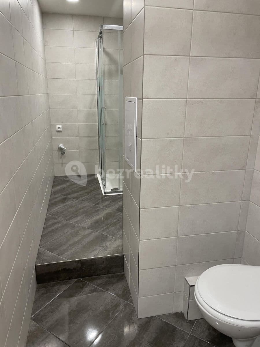 Prenájom bytu 2-izbový 40 m², Bělehradská, Most, Ústecký kraj Prenájom bytu 2-izbový 40 m², Bělehradská, Most, Ústecký kraj