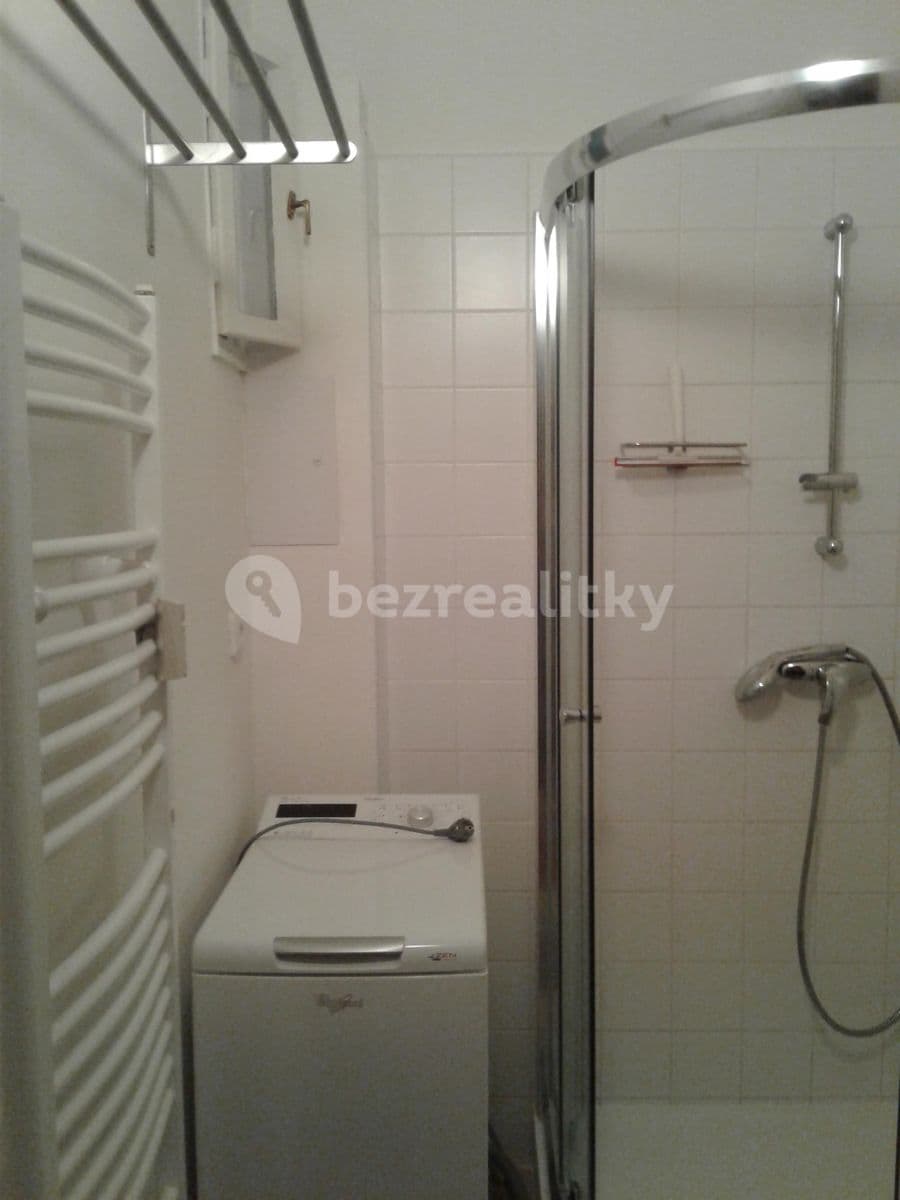 Prenájom bytu 1-izbový 31 m², Čihákova, Praha, Praha Prenájom bytu 1-izbový 31 m², Čihákova, Praha, Praha