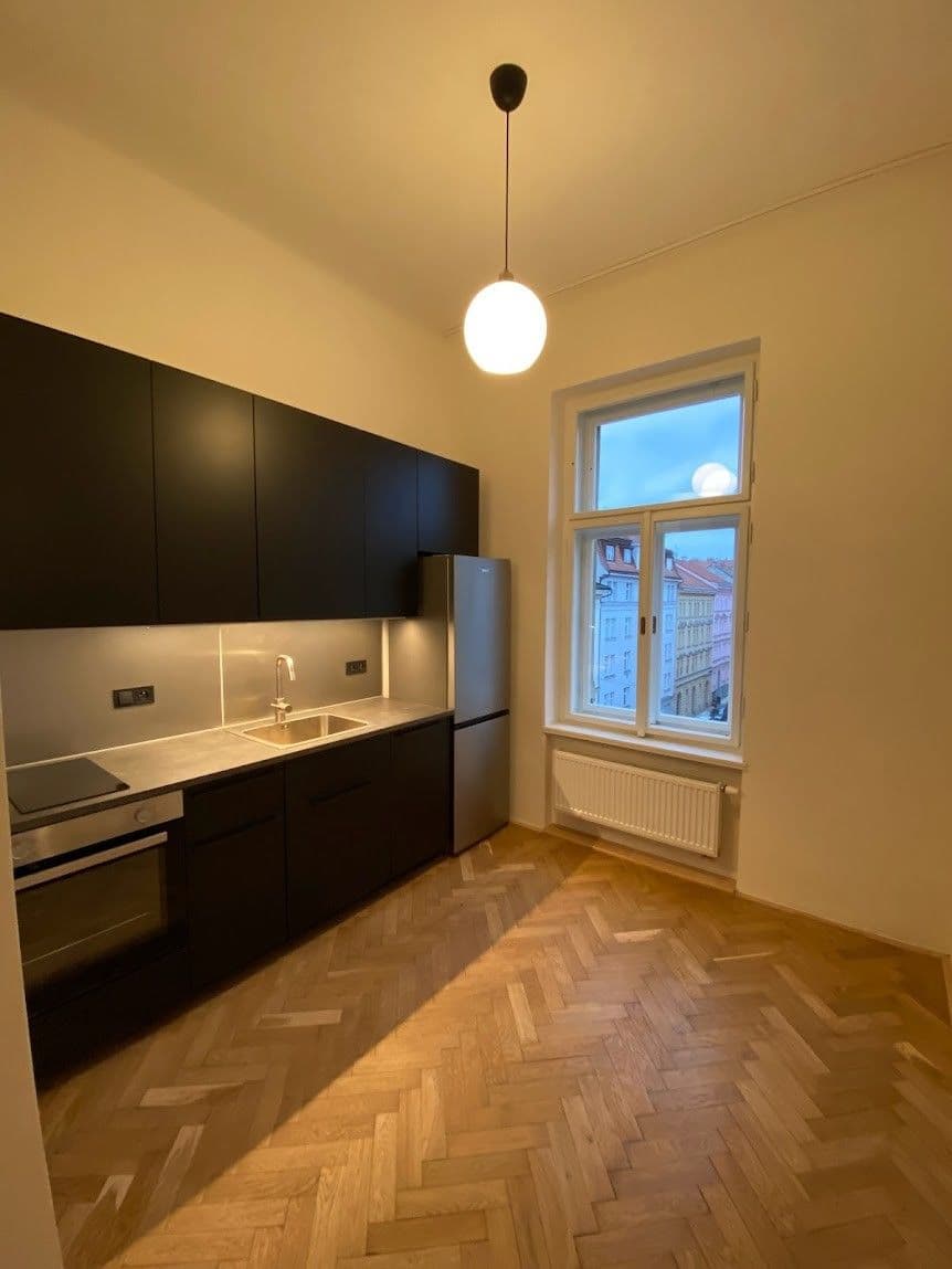 Prenájom bytu 2-izbový 45 m², Na Bělidle, Praha, Praha Prenájom bytu 2-izbový 45 m², Na Bělidle, Praha, Praha