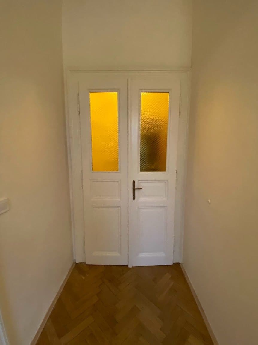 Prenájom bytu 2-izbový 45 m², Na Bělidle, Praha, Praha Prenájom bytu 2-izbový 45 m², Na Bělidle, Praha, Praha