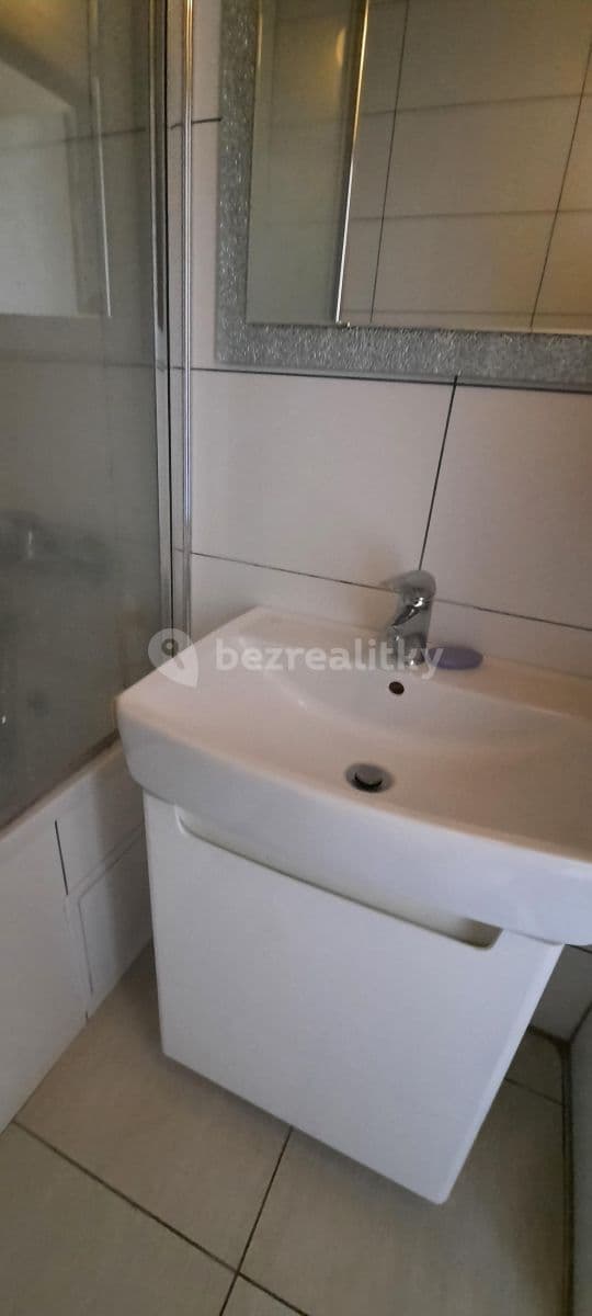 Prenájom bytu 2-izbový 59 m², Jurije Gagarina, Nymburk, Středočeský kraj Prenájom bytu 2-izbový 59 m², Jurije Gagarina, Nymburk, Středočeský kraj