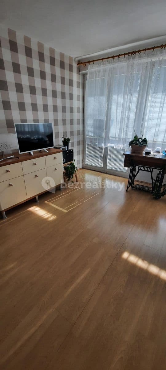 Prenájom bytu 2-izbový 59 m², Jurije Gagarina, Nymburk, Středočeský kraj Prenájom bytu 2-izbový 59 m², Jurije Gagarina, Nymburk, Středočeský kraj