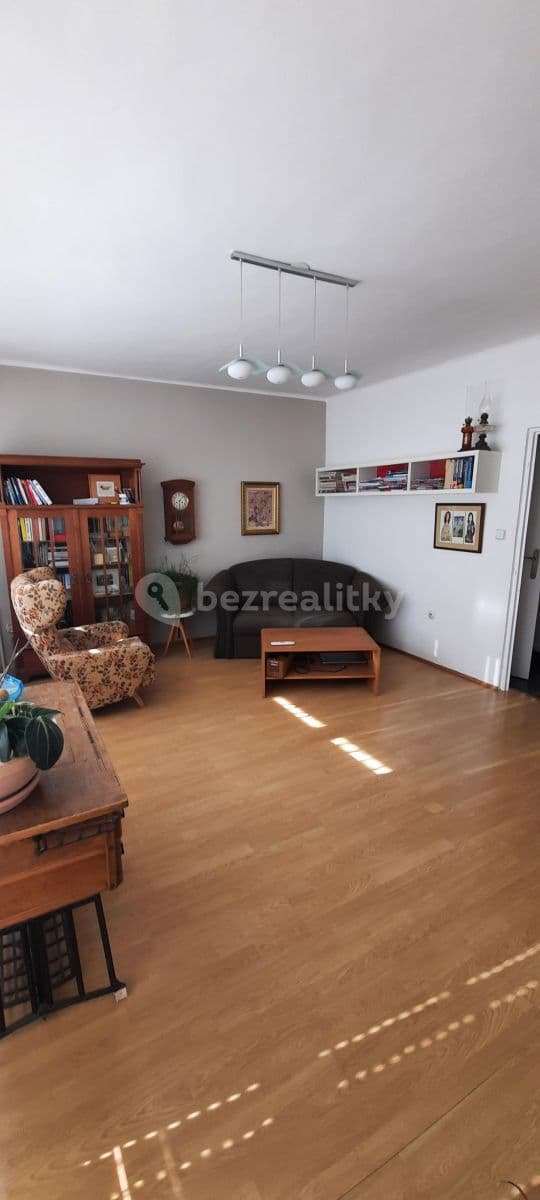 Prenájom bytu 2-izbový 59 m², Jurije Gagarina, Nymburk, Středočeský kraj Prenájom bytu 2-izbový 59 m², Jurije Gagarina, Nymburk, Středočeský kraj