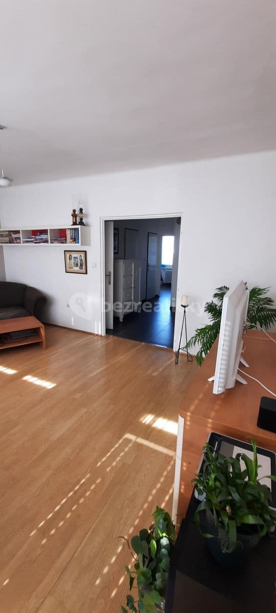 Prenájom bytu 2-izbový 59 m², Jurije Gagarina, Nymburk, Středočeský kraj Prenájom bytu 2-izbový 59 m², Jurije Gagarina, Nymburk, Středočeský kraj