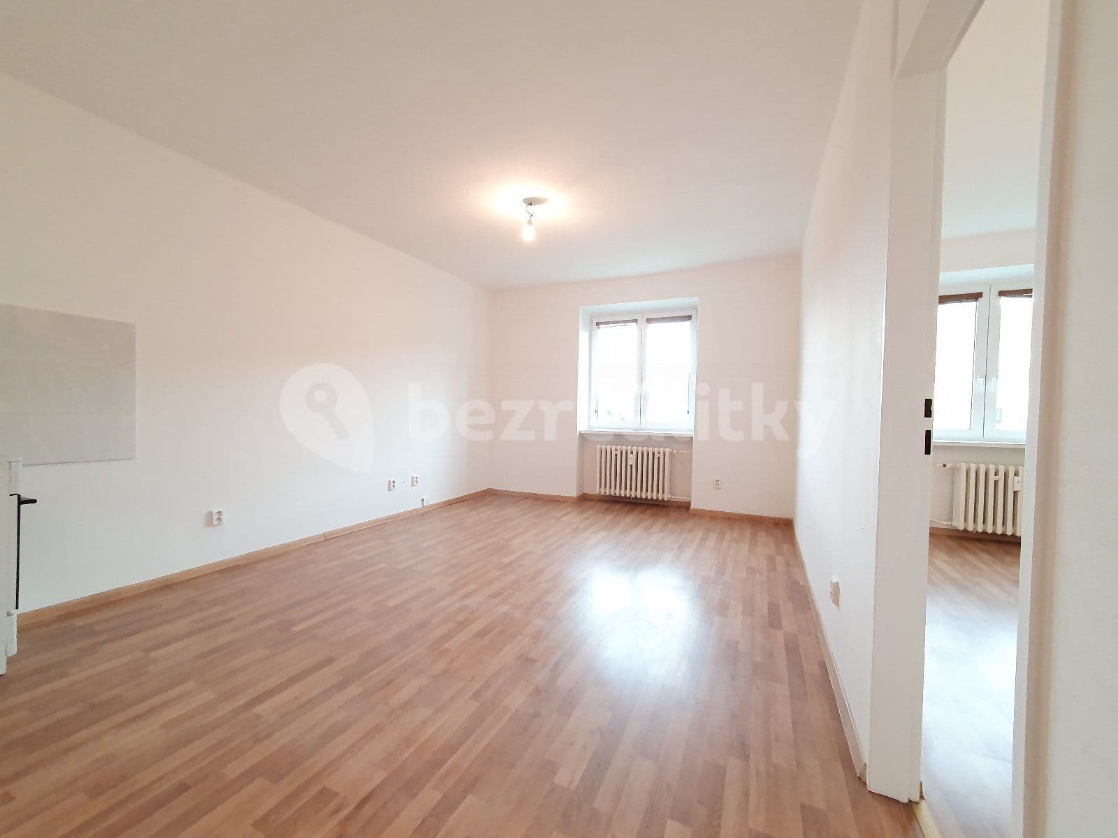 Prenájom bytu 1-izbový 41 m², Hlavní třída, Havířov, Moravskoslezský kraj