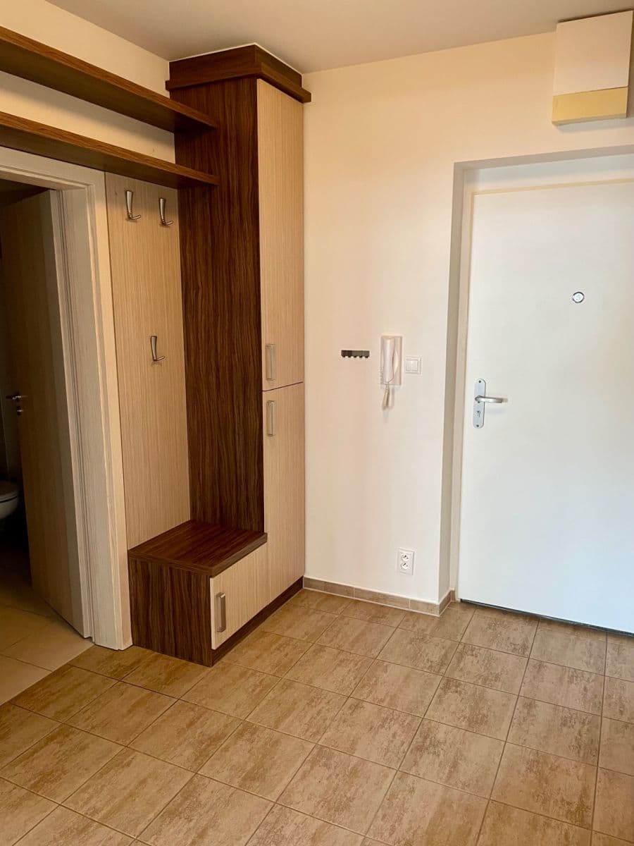 Predaj bytu 2-izbový 49 m², Edvarda Beneše, Olomouc, Olomoucký kraj Predaj bytu 2-izbový 49 m², Edvarda Beneše, Olomouc, Olomoucký kraj