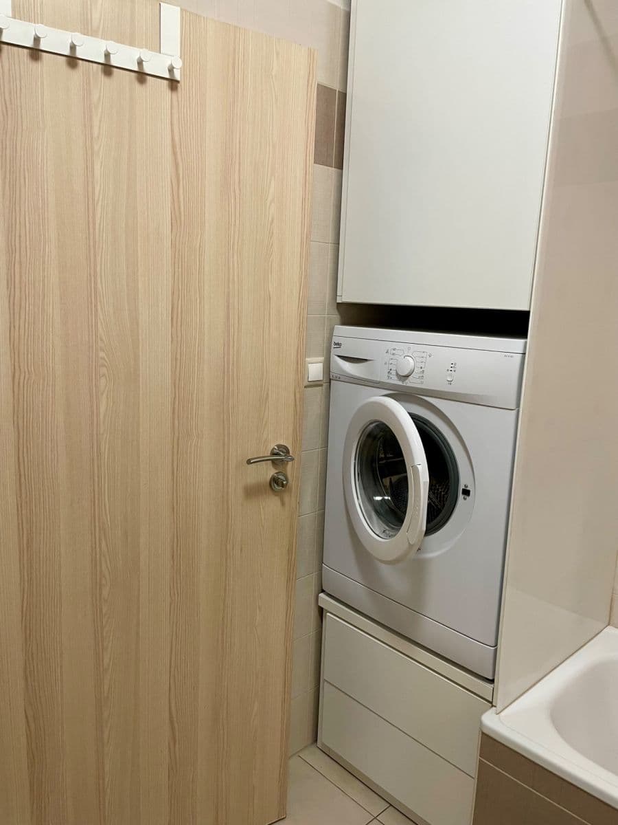 Predaj bytu 2-izbový 49 m², Edvarda Beneše, Olomouc, Olomoucký kraj Predaj bytu 2-izbový 49 m², Edvarda Beneše, Olomouc, Olomoucký kraj