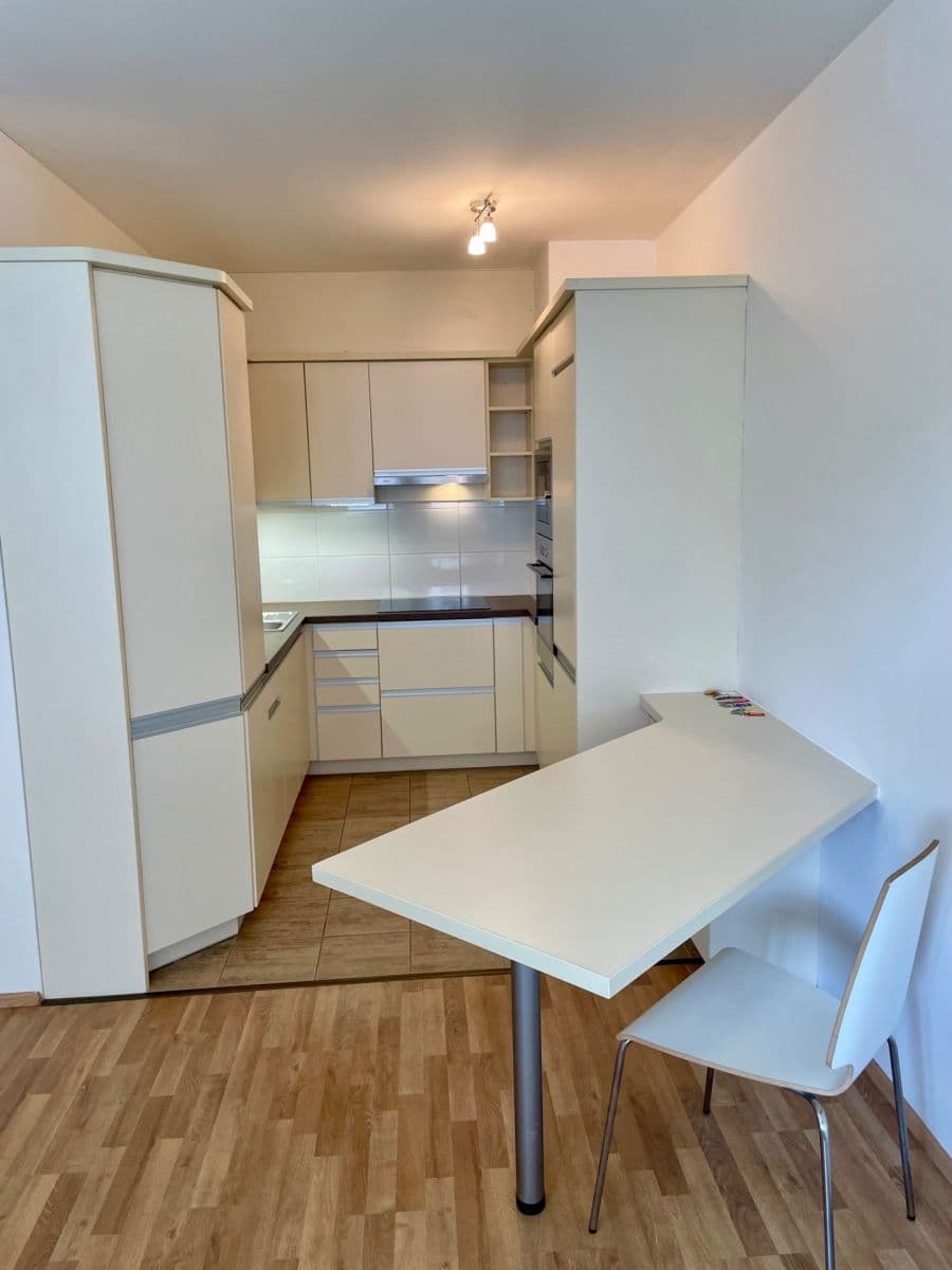 Predaj bytu 2-izbový 49 m², Edvarda Beneše, Olomouc, Olomoucký kraj Predaj bytu 2-izbový 49 m², Edvarda Beneše, Olomouc, Olomoucký kraj