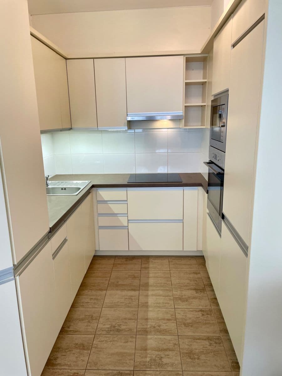 Predaj bytu 2-izbový 49 m², Edvarda Beneše, Olomouc, Olomoucký kraj Predaj bytu 2-izbový 49 m², Edvarda Beneše, Olomouc, Olomoucký kraj