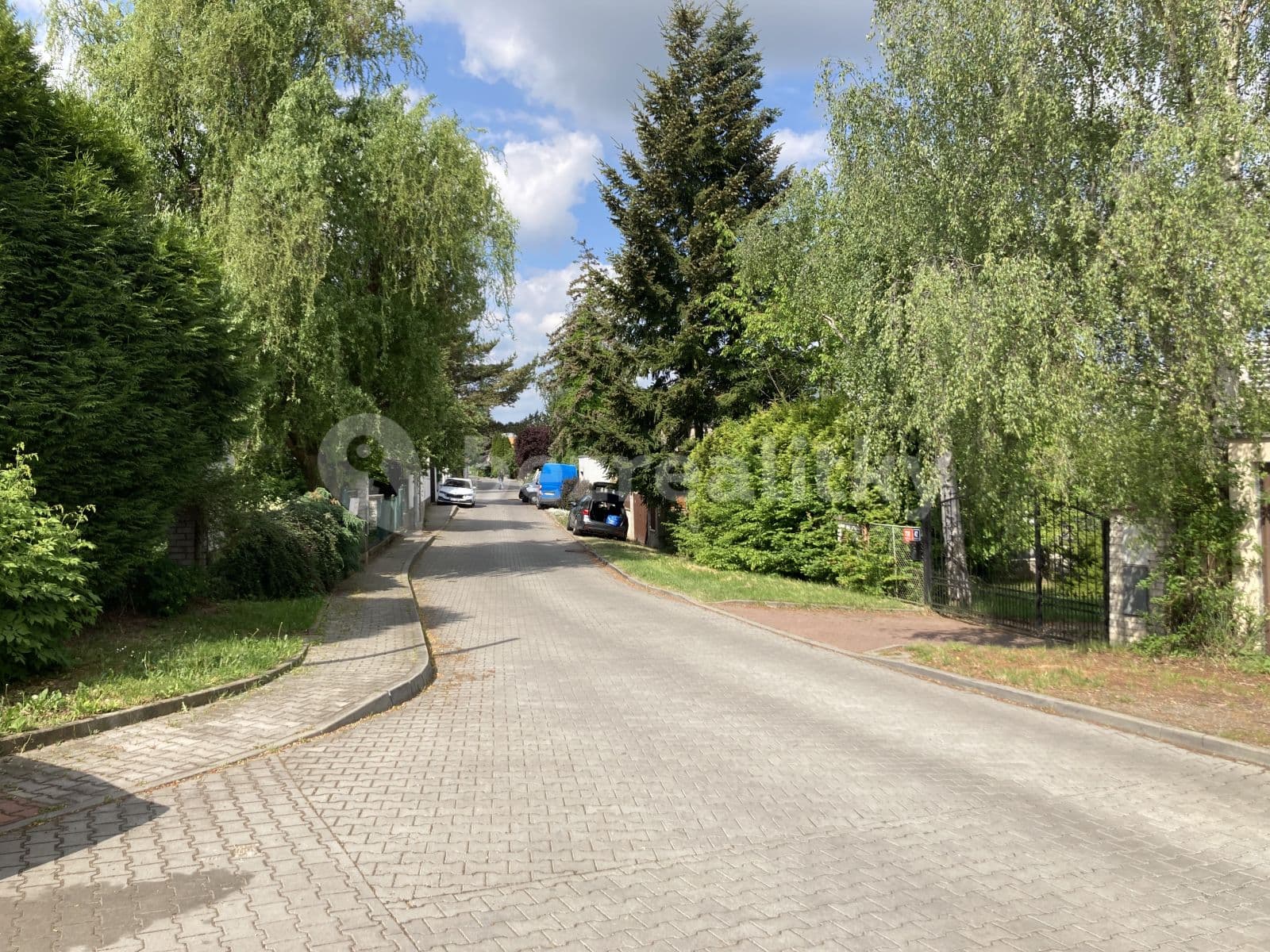 Prenájom bytu 1-izbový 37 m², Pod Viaduktem, Praha, Praha Prenájom bytu 1-izbový 37 m², Pod Viaduktem, Praha, Praha