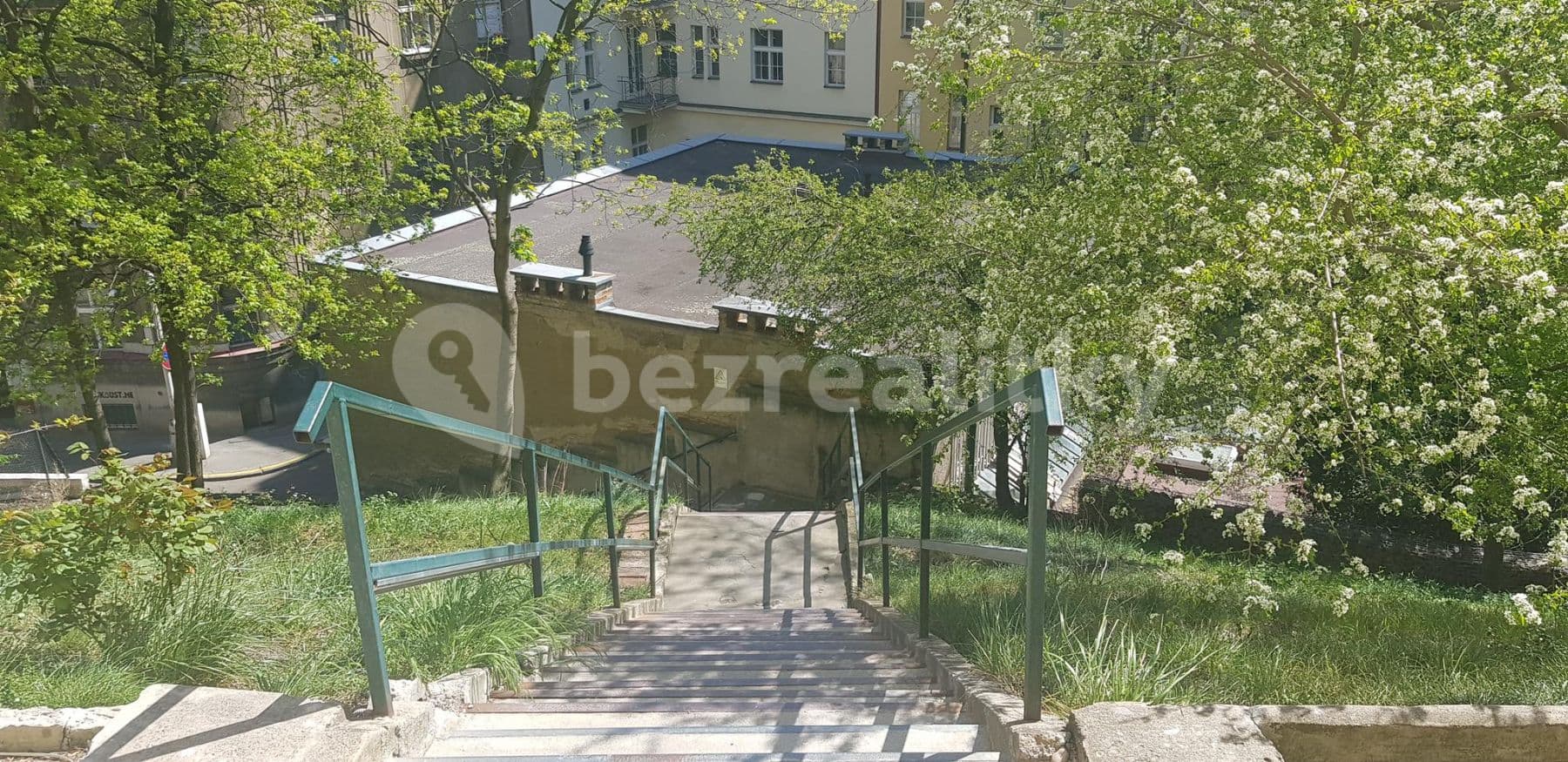 Prenájom bytu 1-izbový 25 m², Pod Zvonařkou, Praha, Praha Prenájom bytu 1-izbový 25 m², Pod Zvonařkou, Praha, Praha