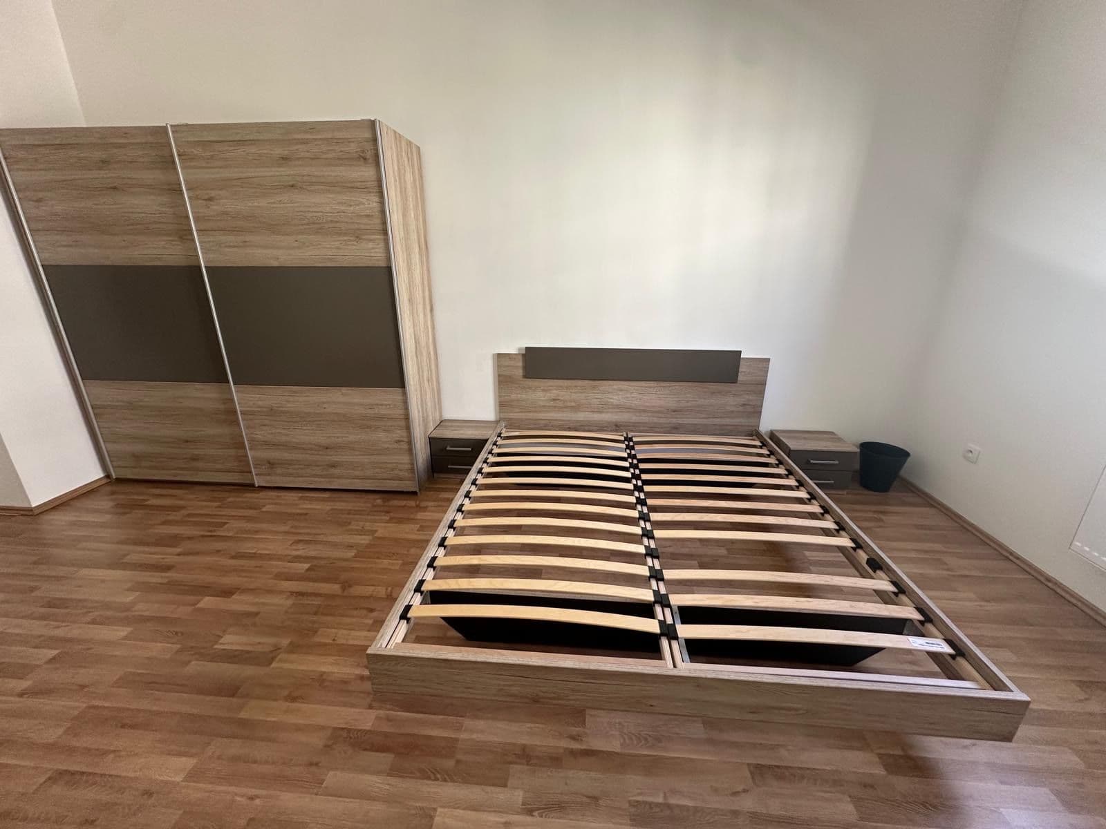 Prenájom bytu 3-izbový 68 m², Malířská, Praha, Praha Prenájom bytu 3-izbový 68 m², Malířská, Praha, Praha