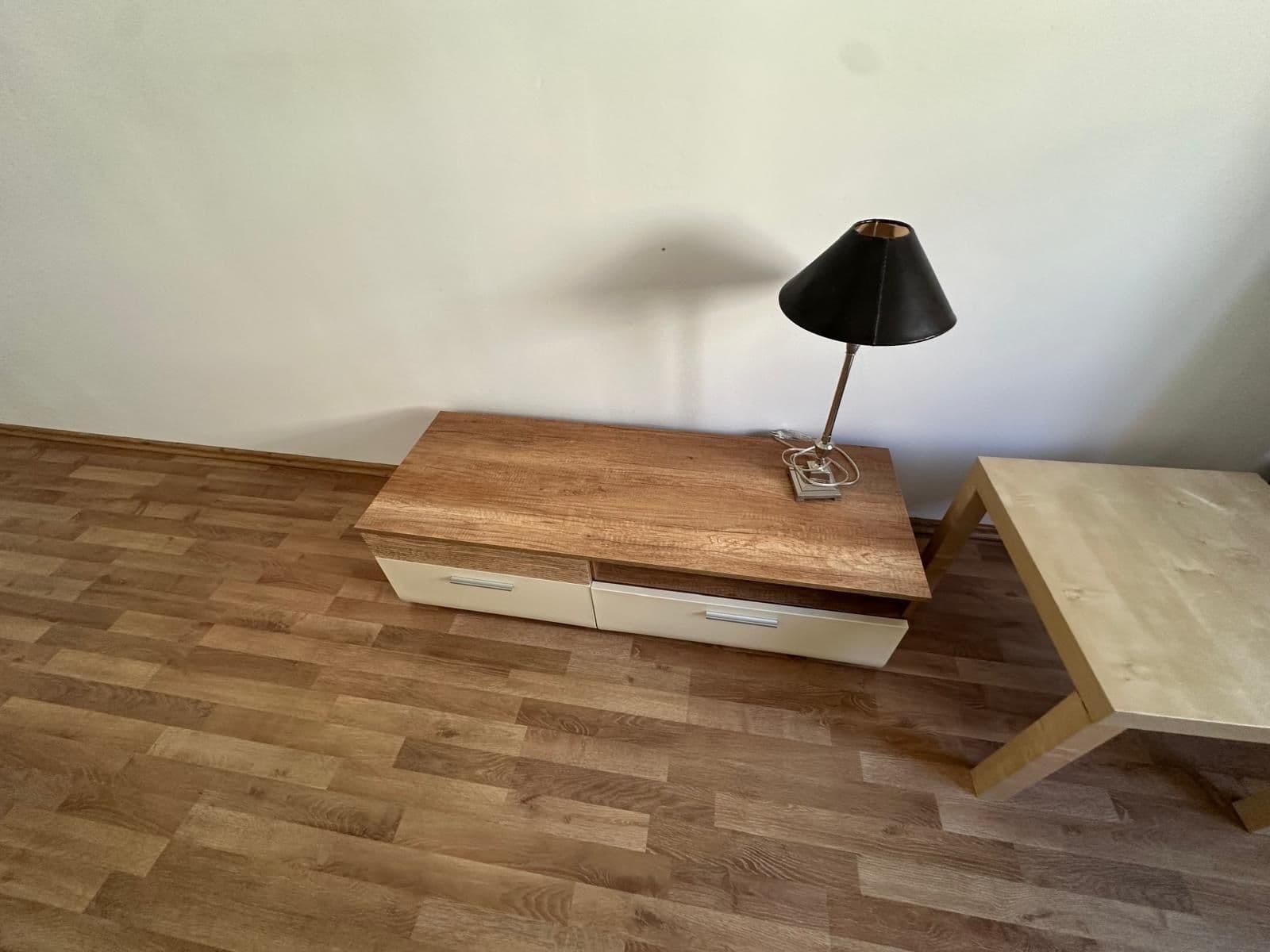 Prenájom bytu 3-izbový 68 m², Malířská, Praha, Praha Prenájom bytu 3-izbový 68 m², Malířská, Praha, Praha
