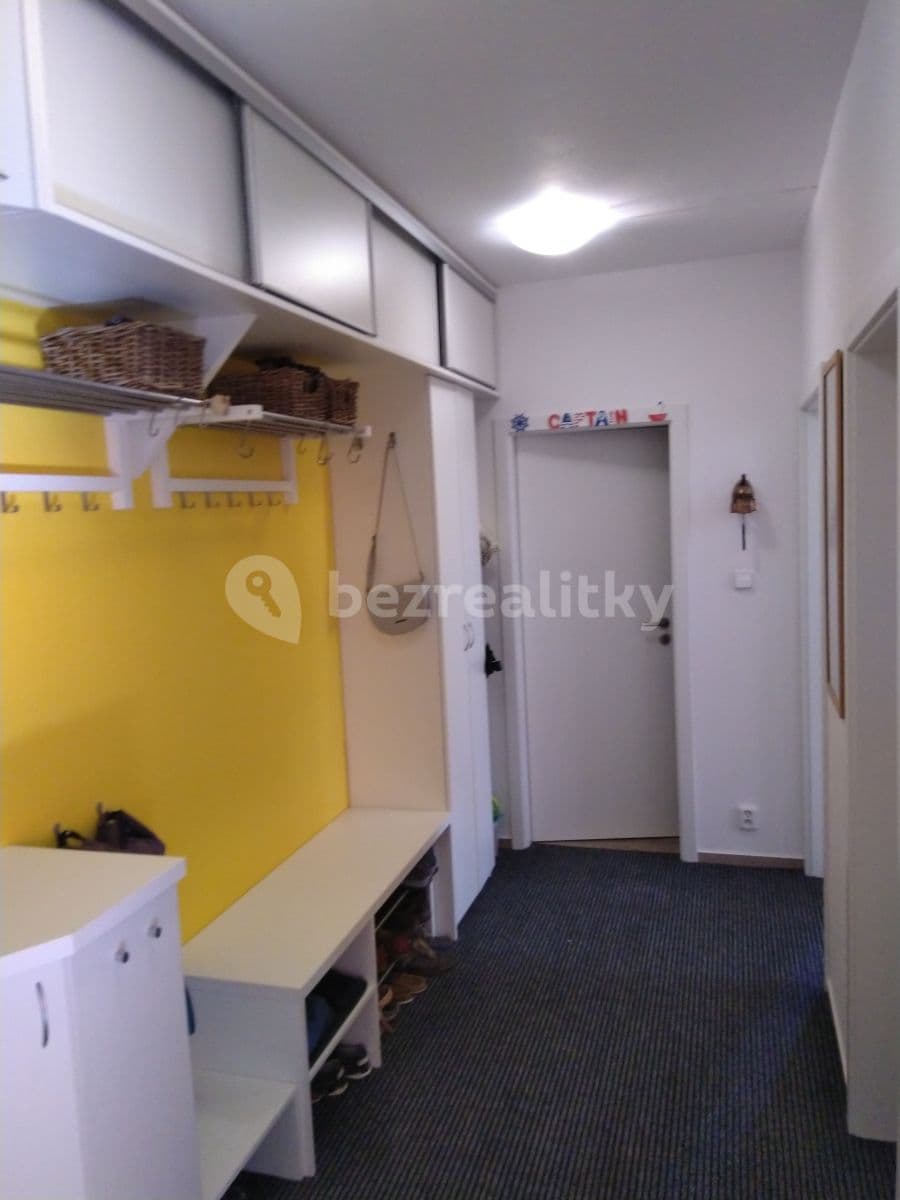 Prenájom bytu 3-izbový 112 m², Javorová, Liberec, Liberecký kraj Prenájom bytu 3-izbový 112 m², Javorová, Liberec, Liberecký kraj