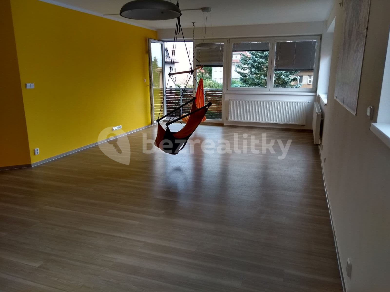 Prenájom bytu 3-izbový 112 m², Javorová, Liberec, Liberecký kraj Prenájom bytu 3-izbový 112 m², Javorová, Liberec, Liberecký kraj