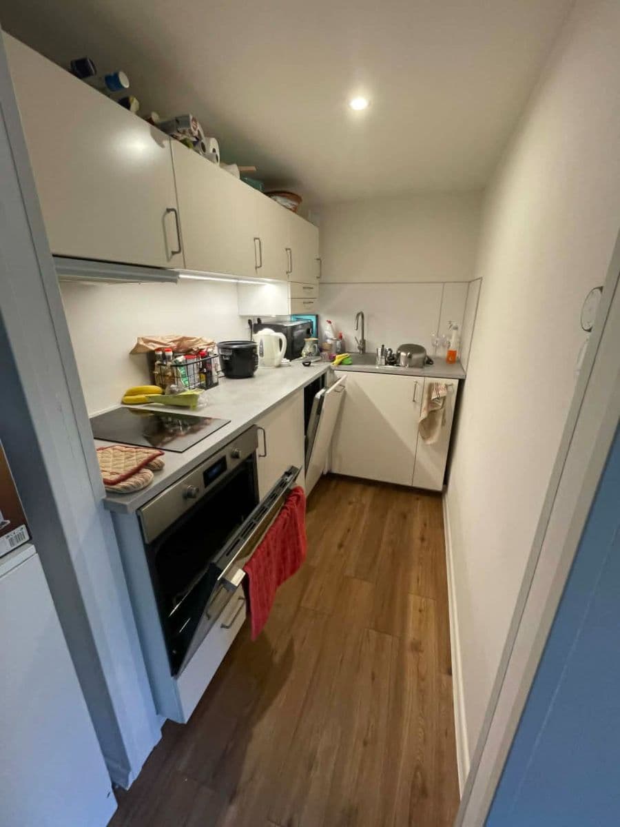 Prenájom bytu 1-izbový 60 m², Roháčova, Praha, Praha Prenájom bytu 1-izbový 60 m², Roháčova, Praha, Praha