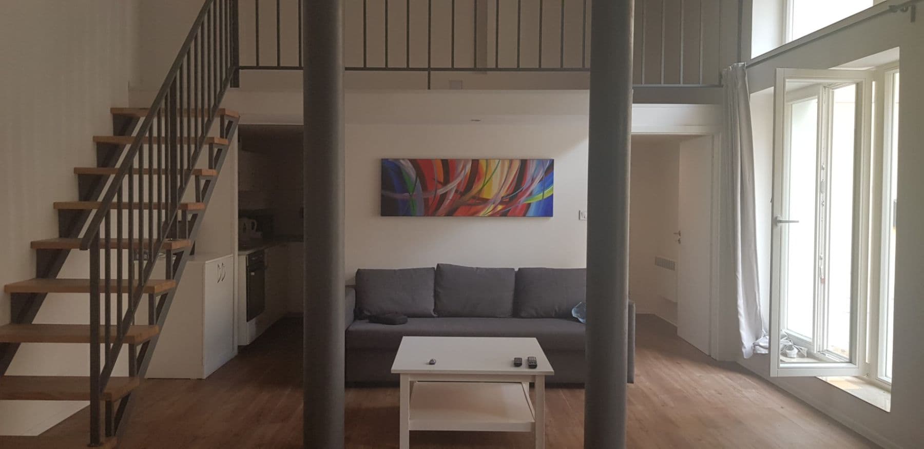 Prenájom bytu 1-izbový 60 m², Roháčova, Praha, Praha Prenájom bytu 1-izbový 60 m², Roháčova, Praha, Praha