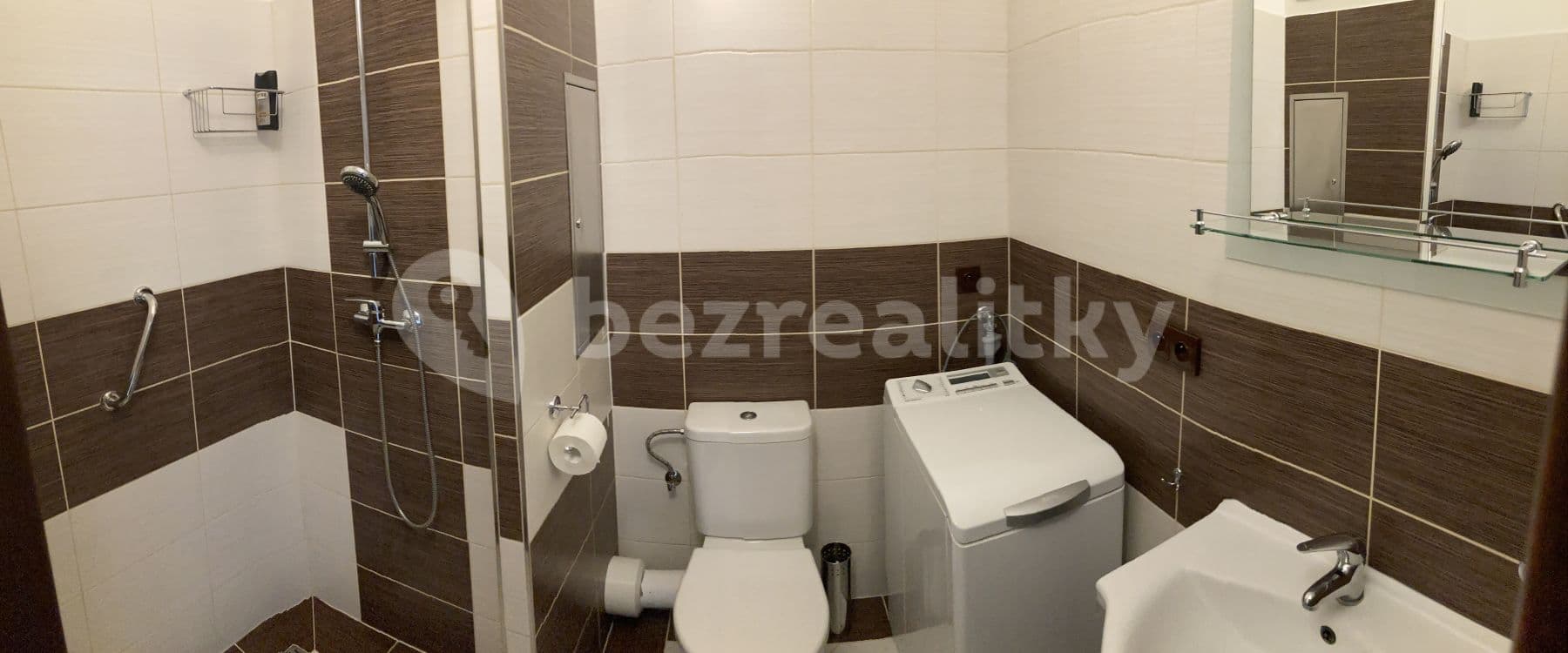 Prenájom bytu 1-izbový 30 m², Varnsdorfská, Praha, Praha Prenájom bytu 1-izbový 30 m², Varnsdorfská, Praha, Praha