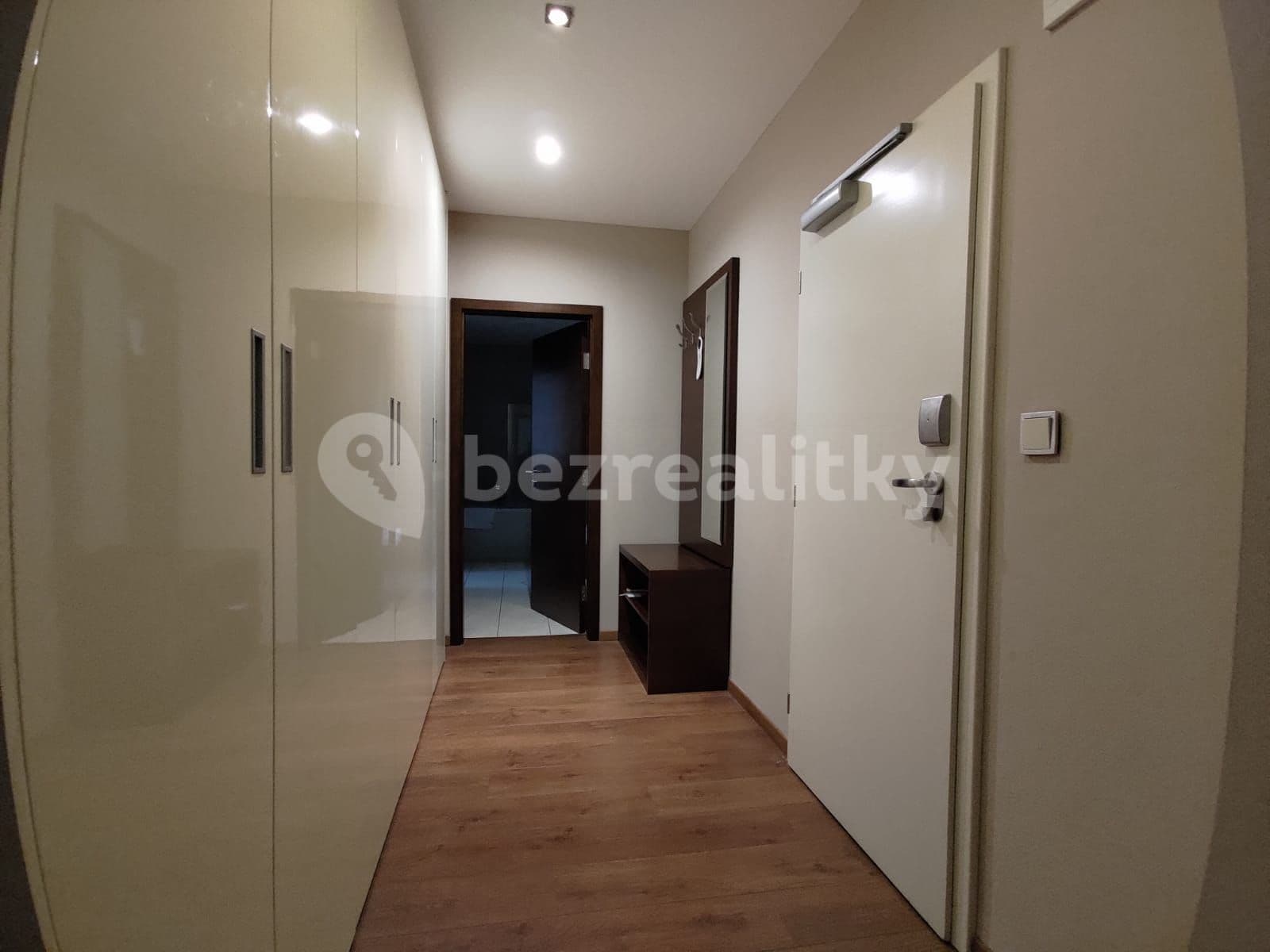 Prenájom bytu 3-izbový 78 m², U Borského parku, Plzeň, Plzeňský kraj Prenájom bytu 3-izbový 78 m², U Borského parku, Plzeň, Plzeňský kraj