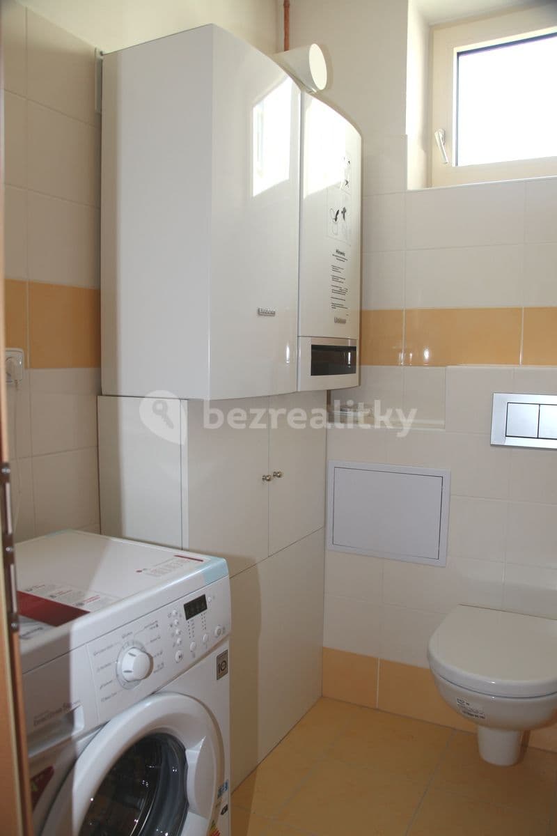 Prenájom bytu 2-izbový 50 m², Fastrova, Praha, Praha Prenájom bytu 2-izbový 50 m², Fastrova, Praha, Praha