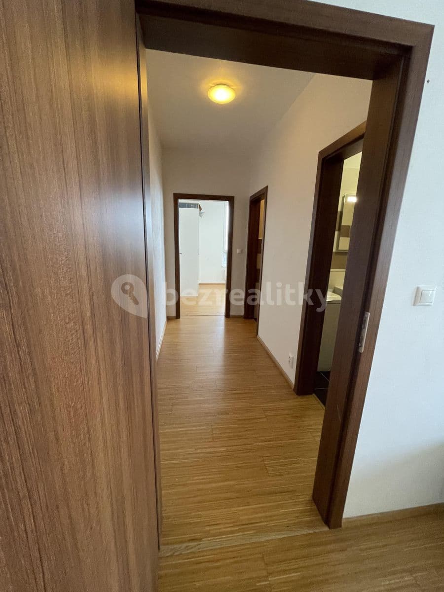 Prenájom bytu 2-izbový 73 m², Jantarová, Ostrava, Moravskoslezský kraj Prenájom bytu 2-izbový 73 m², Jantarová, Ostrava, Moravskoslezský kraj