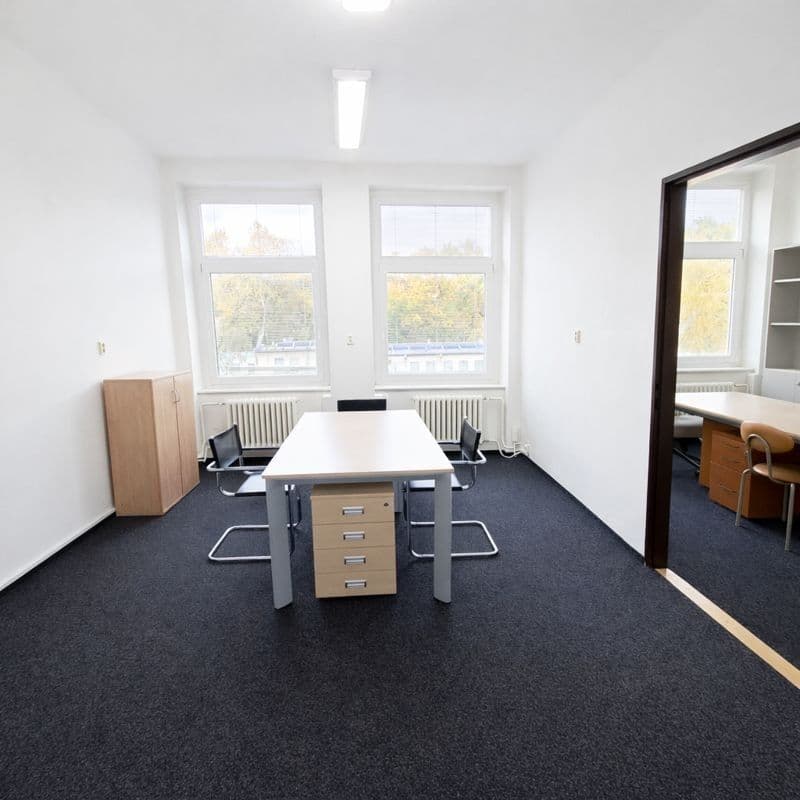 Prenájom kancelárie 24 m², Podnikatelská, Praha, Praha Prenájom kancelárie 24 m², Podnikatelská, Praha, Praha