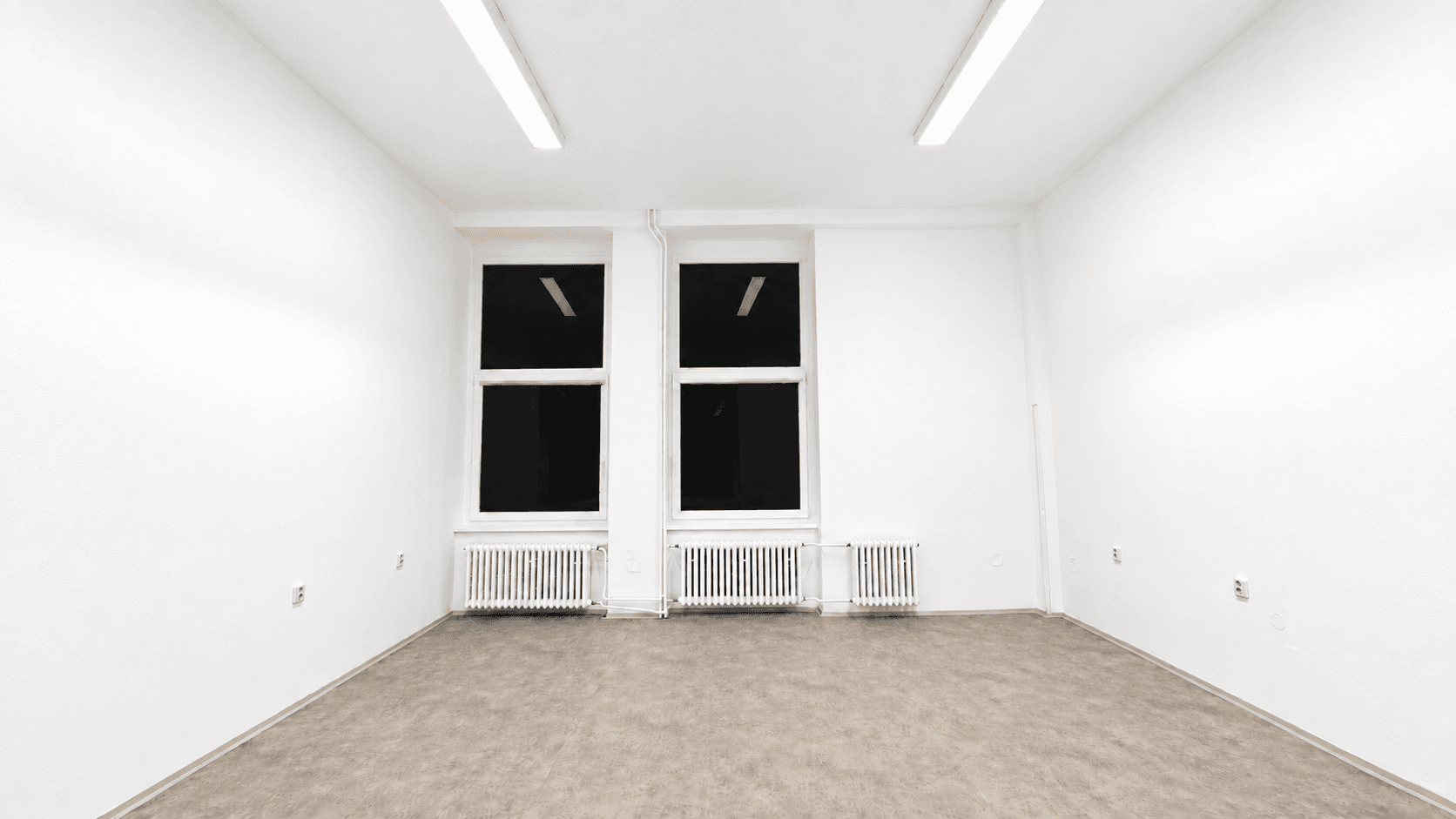 Prenájom kancelárie 18 m², Podnikatelská, Praha, Praha Prenájom kancelárie 18 m², Podnikatelská, Praha, Praha