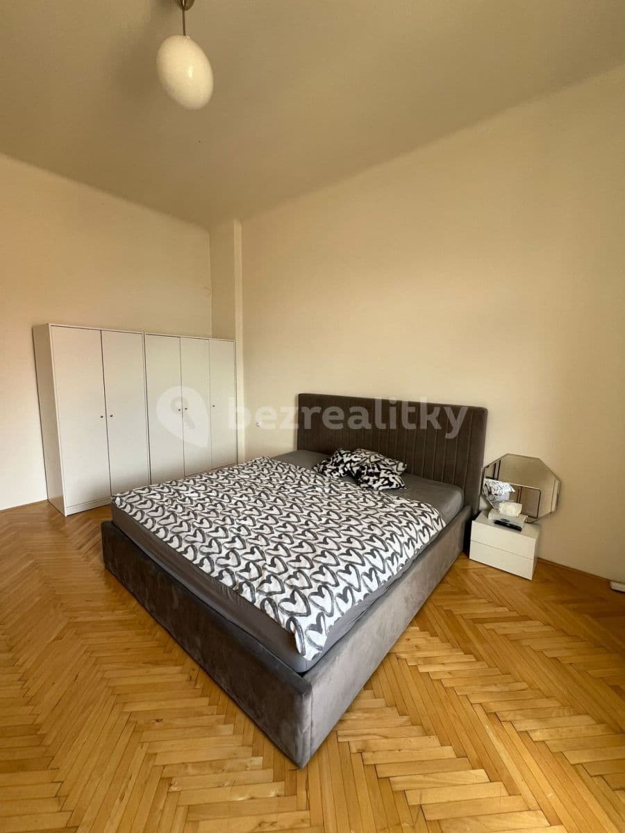 Prenájom bytu 1-izbový 40 m², Na Výtoni, Praha, Praha Prenájom bytu 1-izbový 40 m², Na Výtoni, Praha, Praha