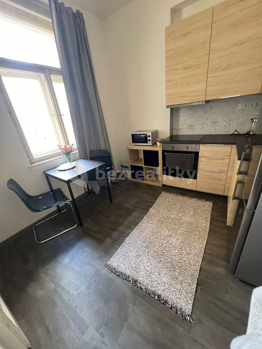 Prenájom bytu 1-izbový 40 m², Na Výtoni, Praha, Praha Prenájom bytu 1-izbový 40 m², Na Výtoni, Praha, Praha