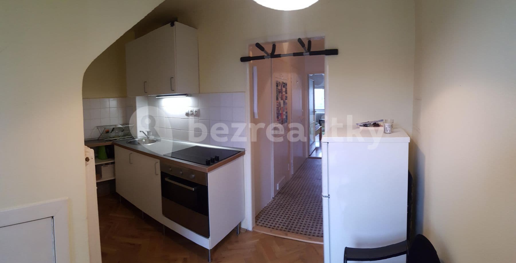 Prenájom bytu 1-izbový 42 m², Fráni Šrámka, Praha, Praha Prenájom bytu 1-izbový 42 m², Fráni Šrámka, Praha, Praha